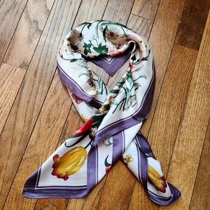 Rihoas Floral Pattern Kerchief